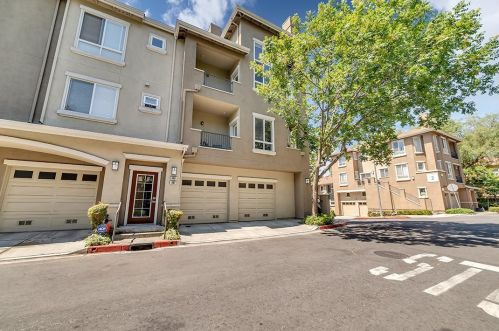 498 White Chapel Ave, San Jose, CA 95136-3724