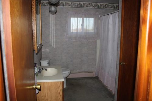 1215 Mount Jackson Rd, New Castle PA  16102-2919 exterior