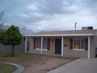2037 21st Pl, Phoenix AZ  85006-2007 exterior