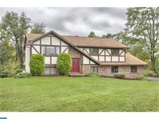 42 North Rd, Robesonia, PA 19551-8868