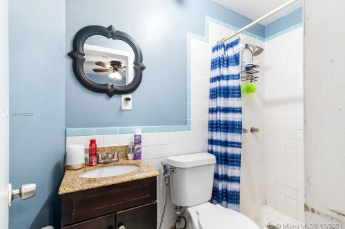 1315 76th St, Hialeah FL  33014-3424 exterior