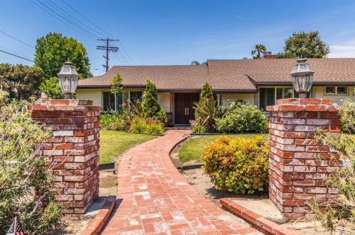 4601 Sancola Ave, North Hollywood, CA 91602-1624