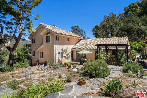 20792 Medley Ln, Topanga, CA 90290-3322