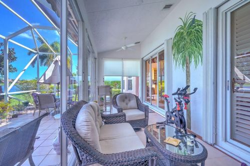8258 Horseshoe Bay Rd, Boynton Beach, FL 33472-5042