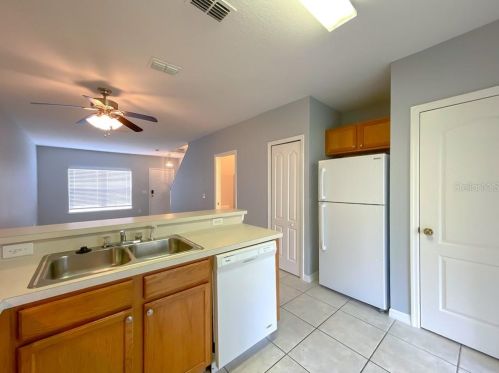 403 Wilton Cir, Sanford FL  32773-4949 exterior