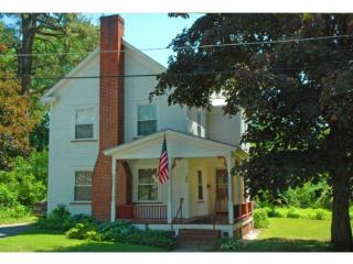 102 Highland St, Brattleboro, VT 05301-6488