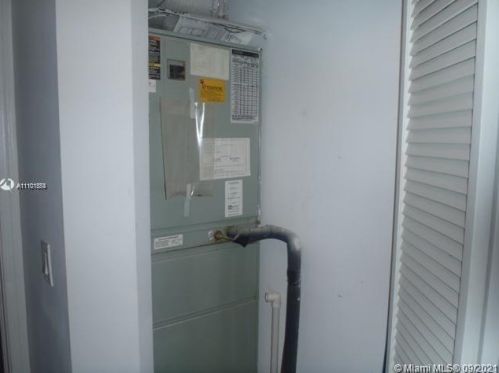 2124 171st Ter, Hollywood FL  33028-2054 exterior