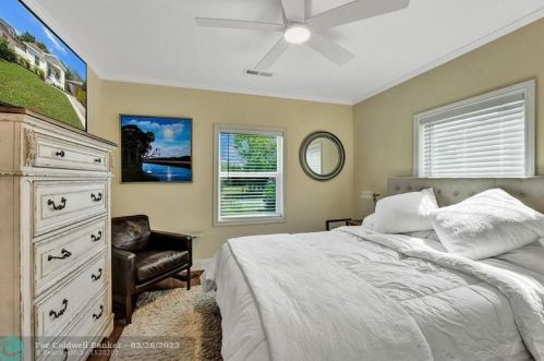 228 8th Ave, Delray Beach FL  33483-5523 exterior