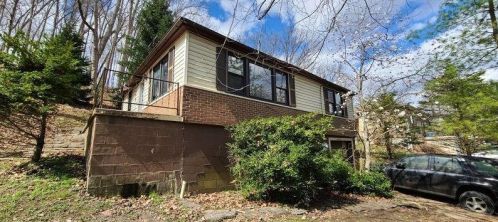 6618 River Rd, New Haven, OH 45030-9243