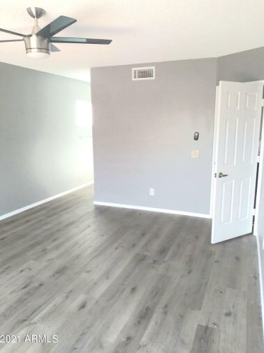 1569 Torrey Pines Ln, Chandler AZ  85249-8523 exterior