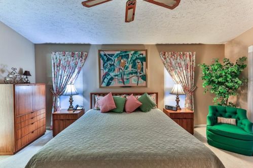 5146 Riverside Dr, Homosassa FL 34448-3746 exterior