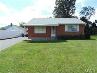 701 Sheridan Dr, Easton, PA 18045-5014