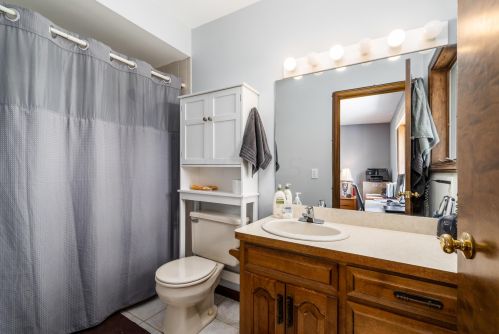 1320 Old Springfield Rd, London OH  43140-9202 exterior