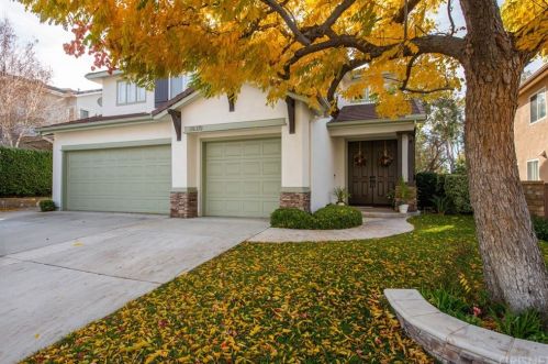 28319 Azurite Pl, Santa Clarita, CA 91354-1504