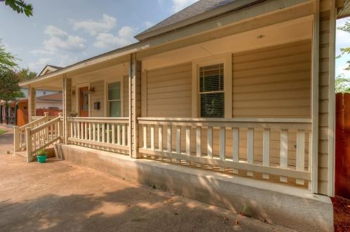 2100 Harrison Ave, Fort Worth TX  76110-1160 exterior