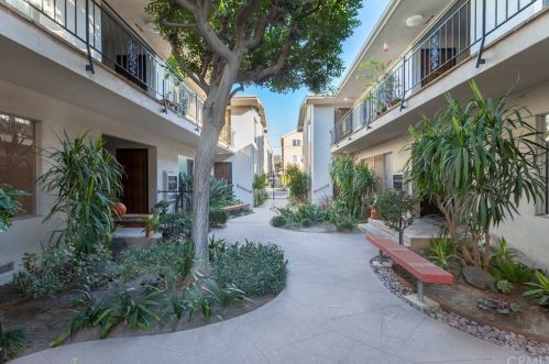 311 Cherry Ave, Long Beach, CA 90802-3851
