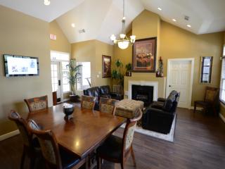 2828 Greenbriar St, Houston TX  77098-1459 exterior