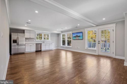 608 Jackson St, Falls Church VA  22046-2828 exterior