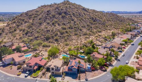 1925 Behrend Dr, Phoenix AZ  85024-1242 exterior