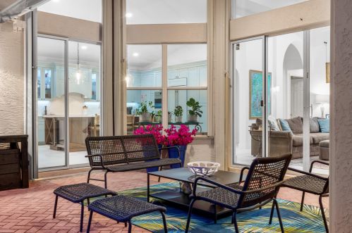 6806 Fiji Cir, Boynton Beach FL  33437-7022 exterior