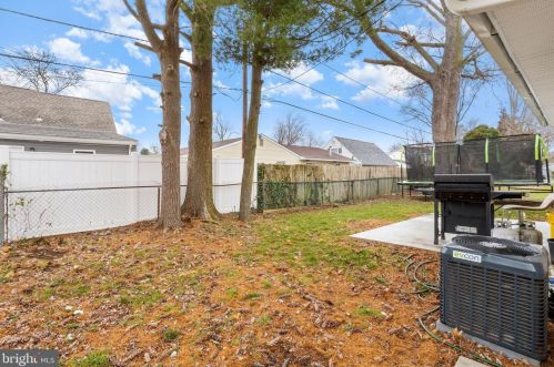 43 General Ln, Willingboro NJ  08046-3019 exterior