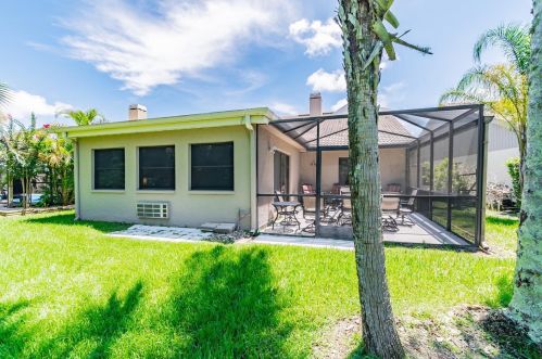 3664 Darston St, Palm Harbor FL  34685-1182 exterior