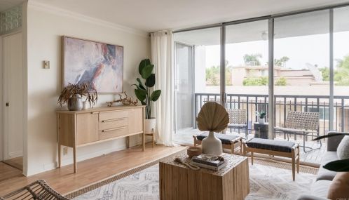 727 Sapphire St, San Diego, CA 92109-1021