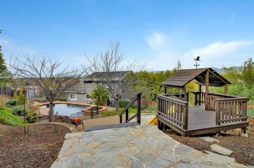 732 Colleen Dr, San Jose CA 95123-4608 exterior