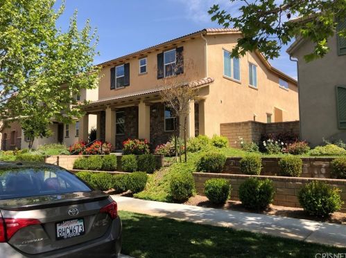 28546 Vista Del Rio Dr, Santa Clarita, CA 91354-3082