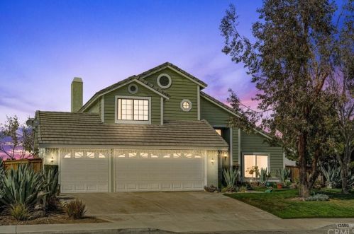 13580 Northstar Ave, Victorville, CA 92392-8881