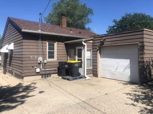 522 Cady Ave, Tomah, WI 54660-1423