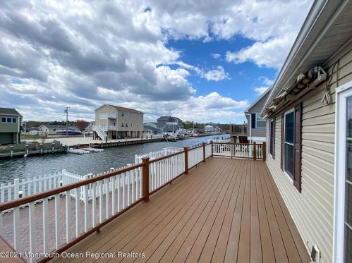 238 Pine Dr, Berkeley Township NJ  08721-3137 exterior