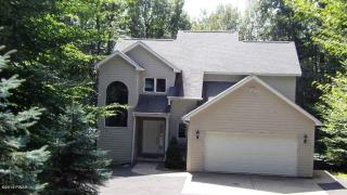 65 Lakeview Timbers Dr, Gouldsboro, PA 18424-8830