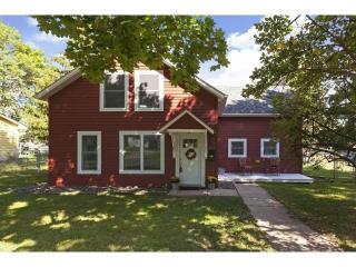 447 4th St, Douglas, MN 55003-1100