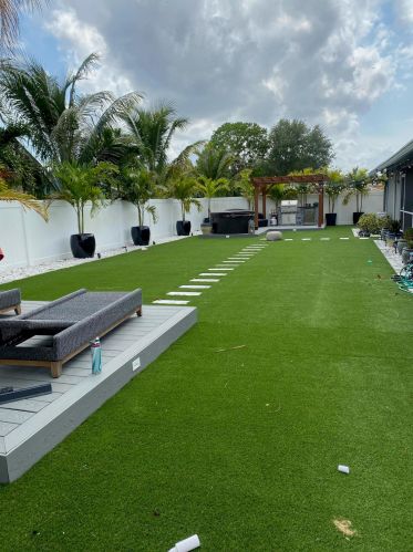 12172 Sugar Pine Trl, West Palm Beach FL  33414-5651 exterior