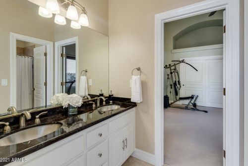 9525 Yucca St, Scottsdale AZ 85259-6987 exterior