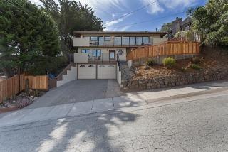 2109 Forest Ave, Belmont, CA 94002-1556