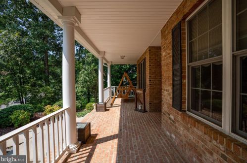 1466 Morris Pond Dr, Locust Grove, VA 22508-2168
