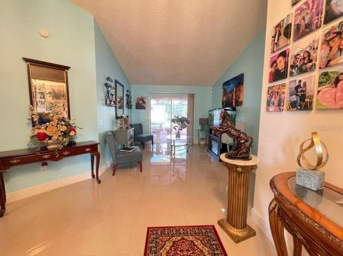1422 Wyngate Ln, Lakeland, FL 33809-0882