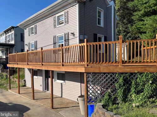 303 Port Clinton Ave, Moselem PA  19526-1712 exterior