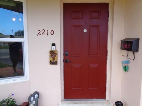 2210 47th St, Hollywood, FL 33021