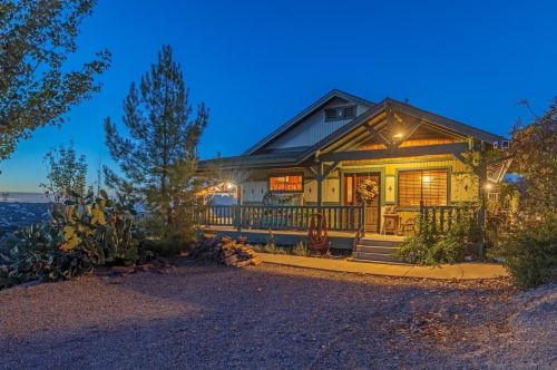 3882 Carveacre Rd, Alpine, CA 91901-4435