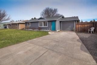 1656 34th St, Eagle Crest OR  97756-7830 exterior