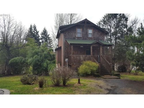 542 Main St, Sheridan, OR 97378-1417