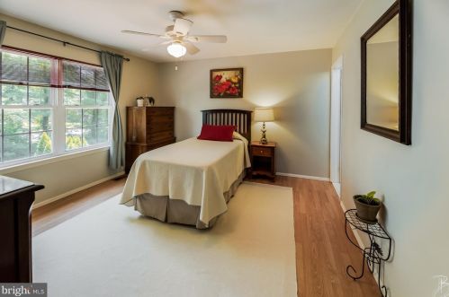 12 Pagoda Ct, Lawrence Township NJ  08648-4829 exterior