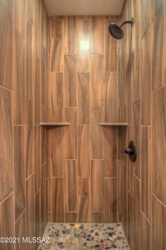 1040 Arizona Ave, Tucson AZ 85705-7712 exterior