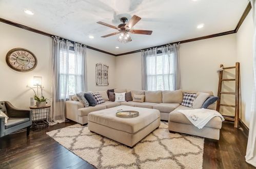 5700 Boomer Rd, Cincinnati, OH 45247-7919