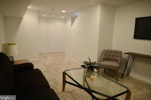 2620 Amber St, Philadelphia PA  19125-1404 exterior