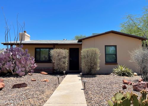 2848 Cherry Ave, Tucson, AZ 85719-2743