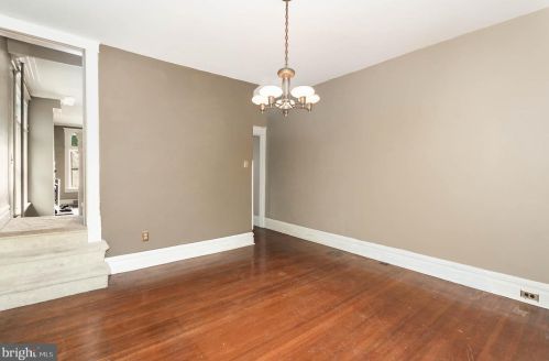 2342 Ellerslie St, Harrisburg PA 17104-2731 exterior